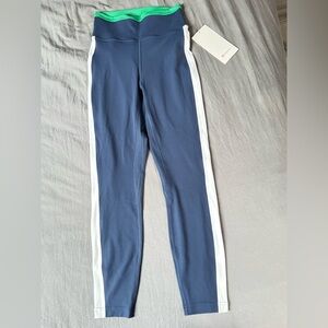 NWT Lululemon Nulu Colourblock SHR Tight 25”